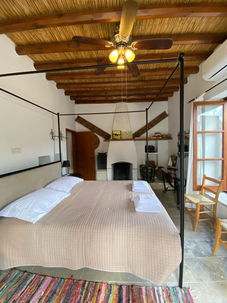 86abaaa2-a01a-47a0-940a-0e31e36f0aea